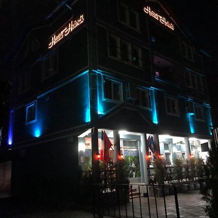 Hotel Heimli Prishtine Bagian luar foto